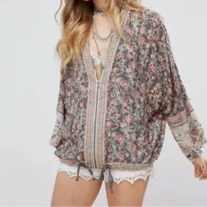 Free People Windflowers Printed Kinched Kimono - size XS